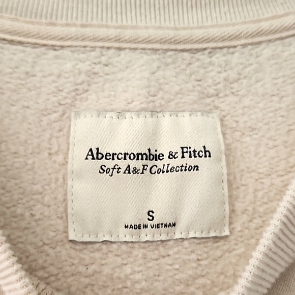 Abercrombie & Fitch Soft Collection fleece Pullover with side snaps. Size S - Picture 5 of 6